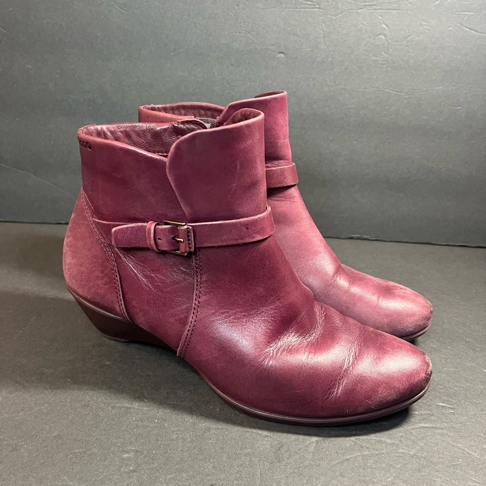 Ecco booties Wo’s sz 39 (8-8.5)